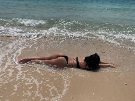 Qatar hooker Patricia for sex for QAR 1500