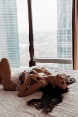 Look through escort pictures of Amanda on SexoDoha.com 