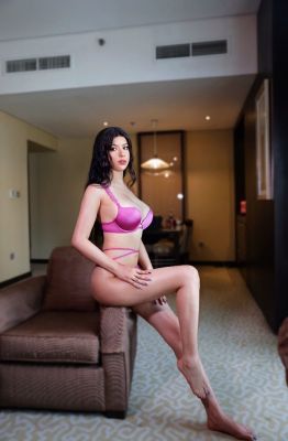 Mimi - escort lady for your pleasure for QAR 1200 per hour