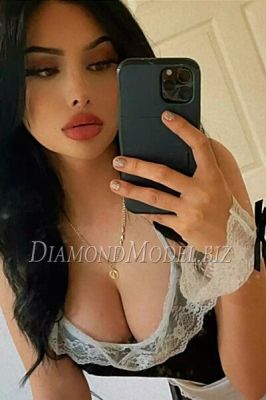 24 hour escort Leonora in Doha is waiting for a call