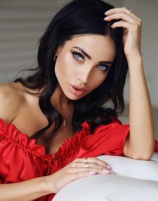 Escort ad of a perfect whore Sofia on SexoDoha.com