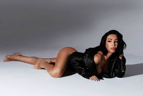 Doha happy massage from hot Dixie (28 y.o.)