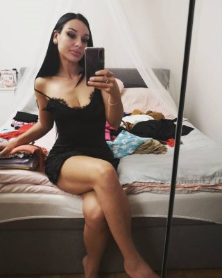 Helen is an escort at a cheap price, QAR 1500 per hour