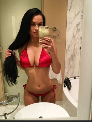  Aura escorts local men and tourists in Doha
