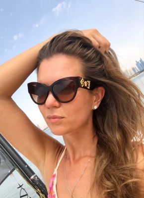 29 y.o. Elspeth provides cheap escort service in Qatar