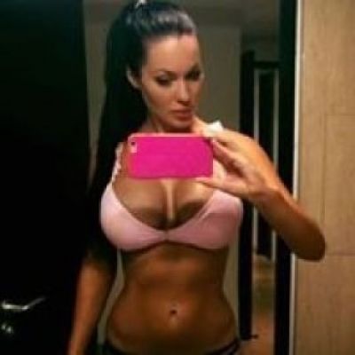 Visit Doha incall escort Carla for an hour or two (1 hour QAR 2000)