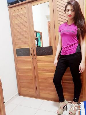 Piper invites for incall massage in Doha
