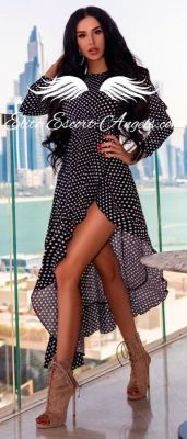 Girl escort service in Doha from Briana