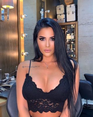 24 hour escort Montana in Doha is waiting for a call