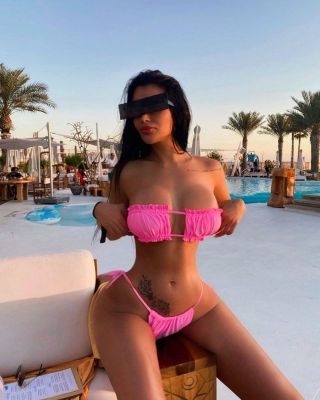 Lesbian hooker Montana works 24 hours