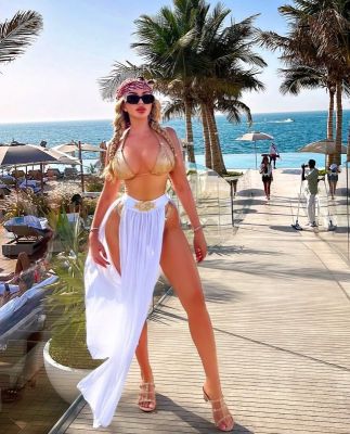 Incall escort in Doha is waiting for you, call 4474 68 688 837