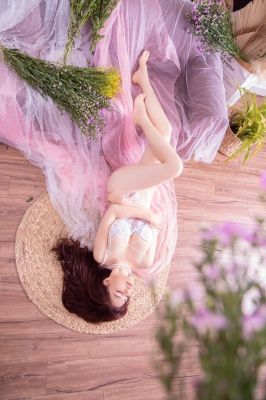 Adult date with sexy Cherry, 166 cm, 50 kg