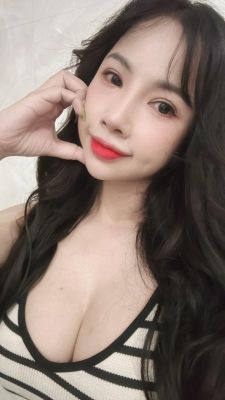 Discreet call girl service from Vivi & sex services  for QAR 1300