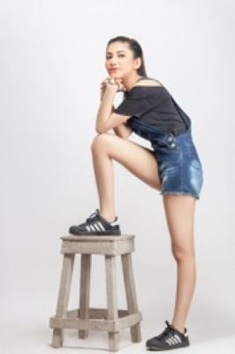 Escort girl for anal sex — from QAR 300 per hour