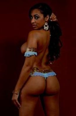 Book cheap asian escort for QAR 2550 per hour