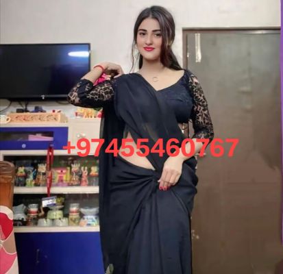  Model Pooja  escorts local men and tourists in Doha