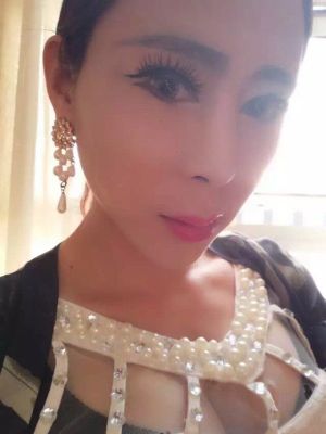 Book cheap asian escort for QAR 2500 per hour