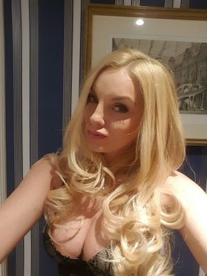 Sex, blowjob from 21 y.o. Doha japanese escort 