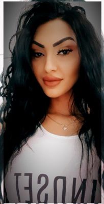 Lebanese Hottie available on escort directory SexoDoha.com