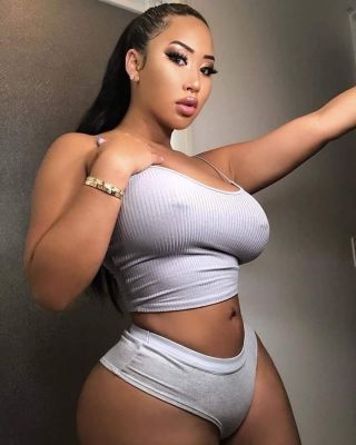 Doha escort of asian origin Mitchell, 22 y.o.