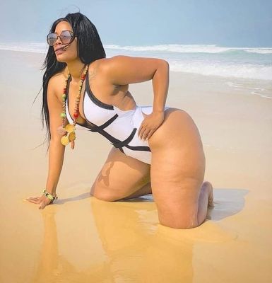 Look through escort pictures of Nareen on SexoDoha.com 