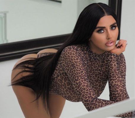 Sex girl in Doha: Sandra - classic, oral