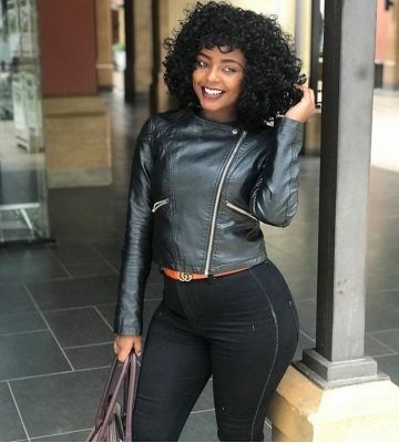 Indian escort EBONY NISA wants to meet tonight