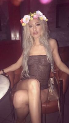 Book hooker Deborah Porn Star online on escorts directory SexoDoha.com