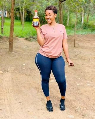 Lesbian hooker Shantel works 24 hours