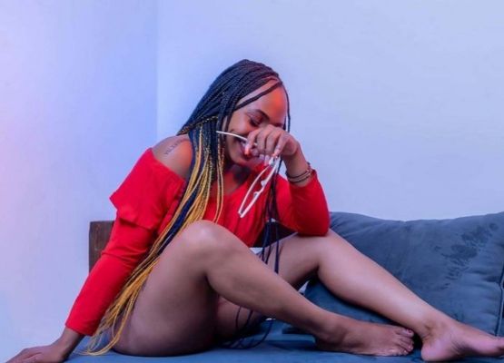 Hot babe in Doha: Rona wants to share her passion with you