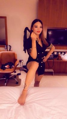Jenni is a model for sex and massage in Doha