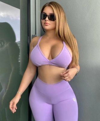 A call girl Cindy vip in Doha for QAR 2000