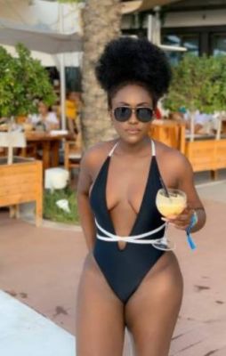 Book pakistani escort in Doha on SexoDoha.com (QAR 500/hr)