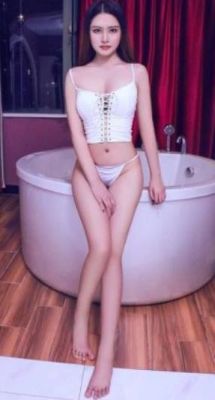 Book hooker Mandy online on escorts directory SexoDoha.com