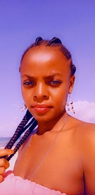 Salma is one of the best escort girls Doha has in store