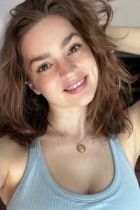 Call Girl Julia (22 age, Doha)